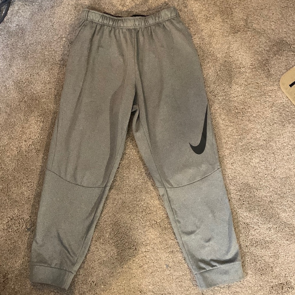 Grey Nike Joggers. NWOT